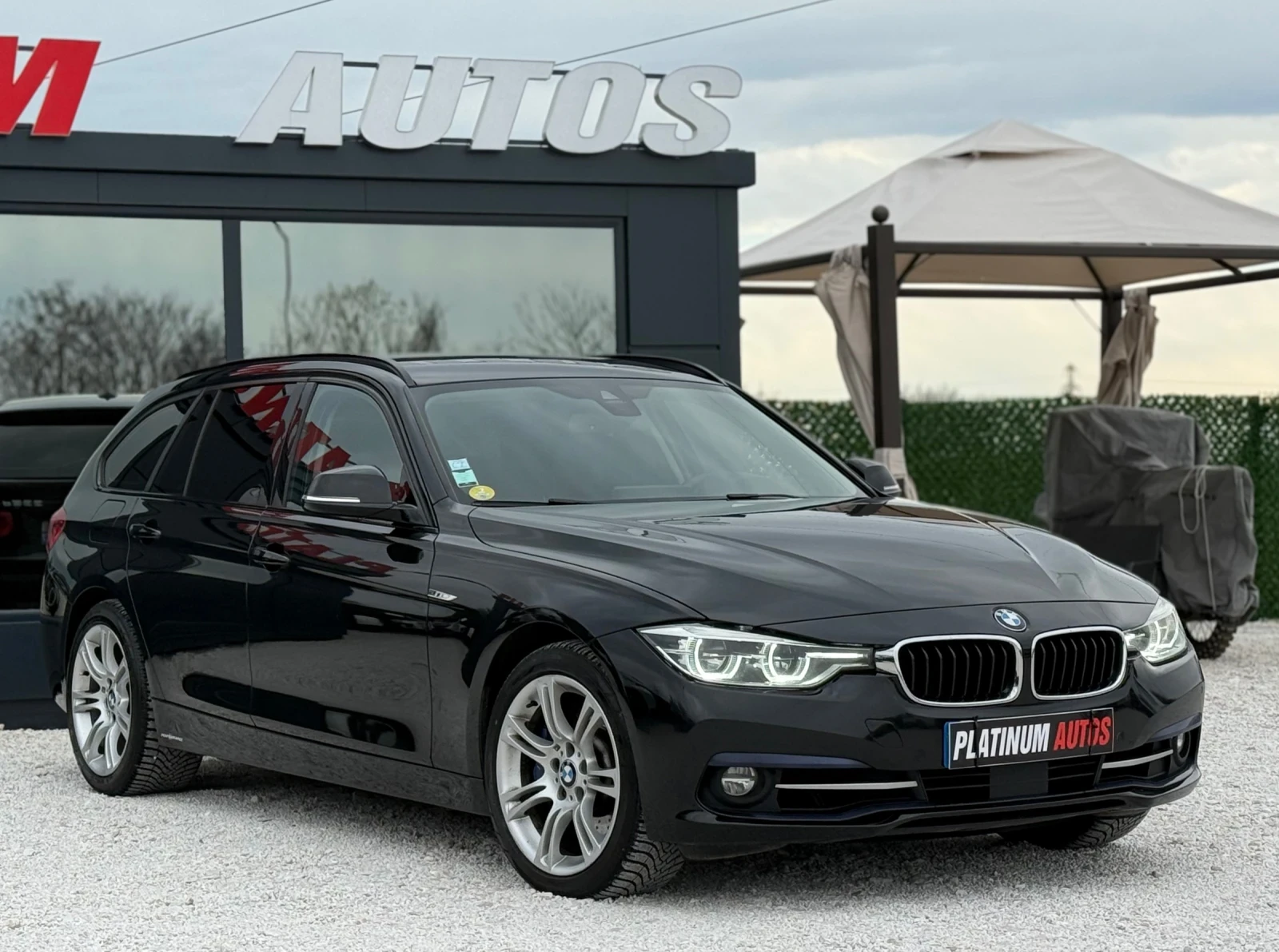 BMW 335 335d Sport 313hp / Distronic / Кожа /, снимка 5 - Автомобили и джипове - 54151117