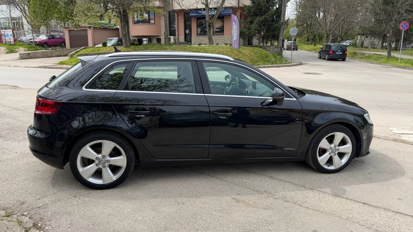 Audi A3 2.0TDI, снимка 3 - Автомобили и джипове - 54218581