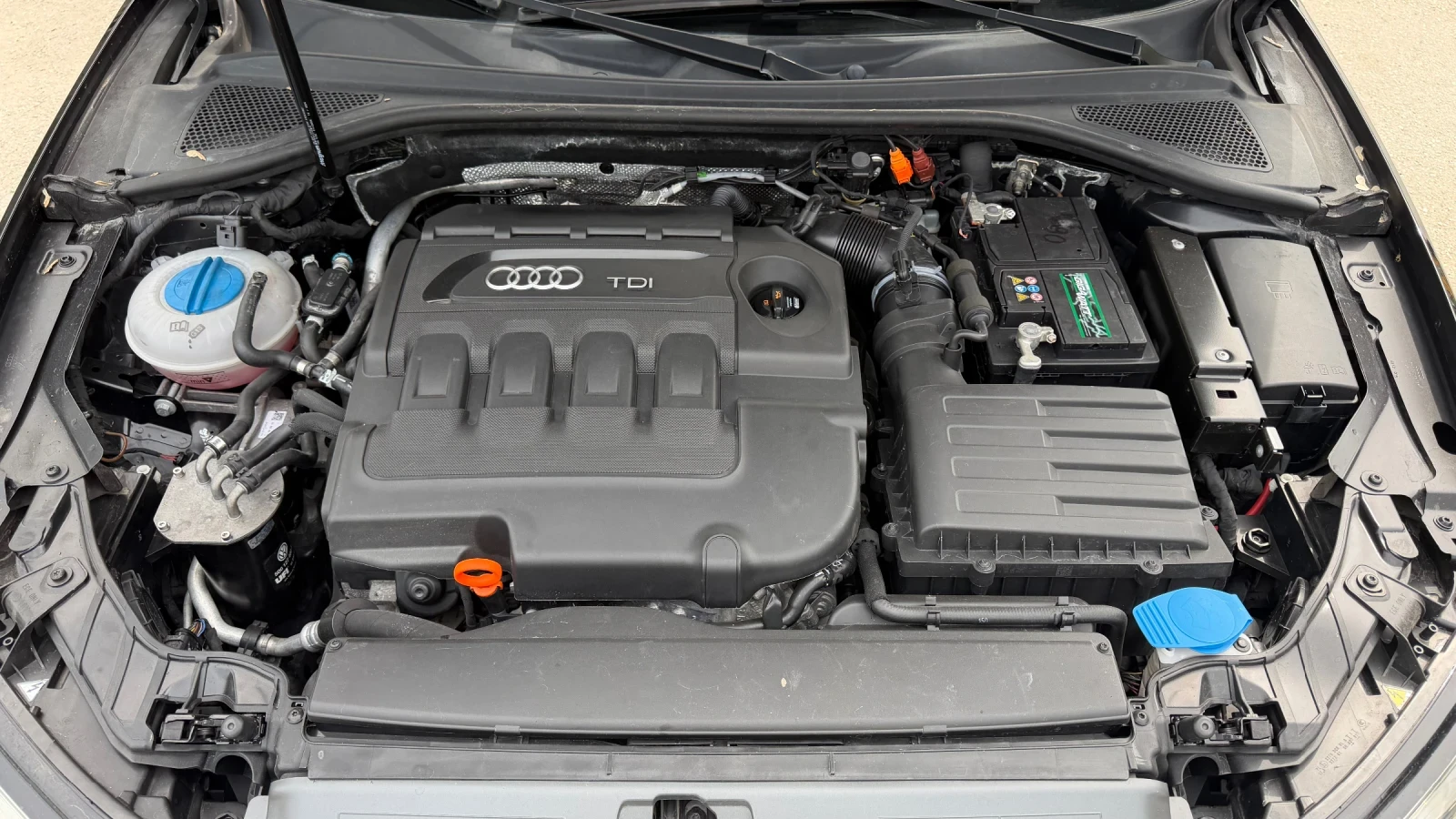 Audi A3 2.0TDI, снимка 15 - Автомобили и джипове - 54218581