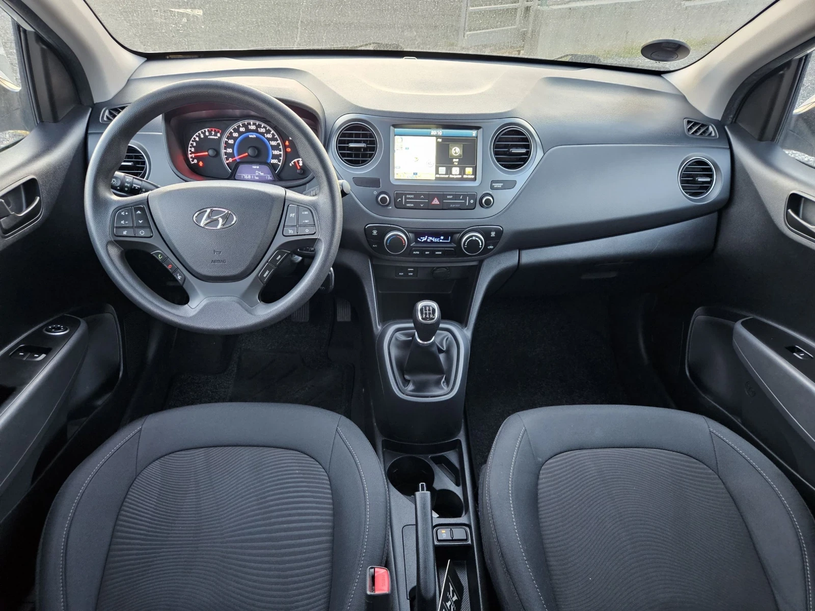 Hyundai I10 1.0 FACELIFT NAVI Euro6, снимка 11 - Автомобили и джипове - 54295496