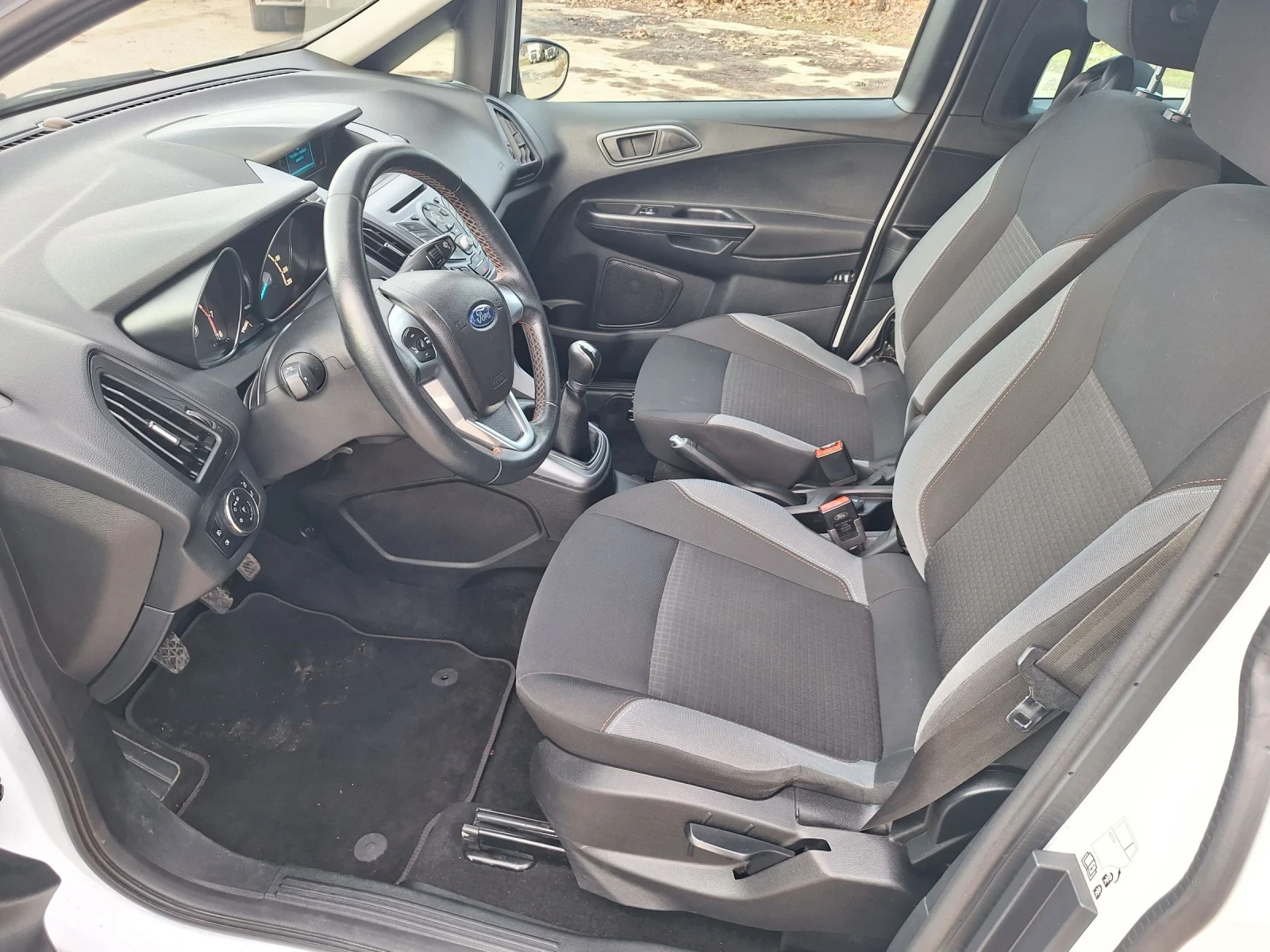 Ford B-Max 1.0 EURO6, снимка 12 - Автомобили и джипове - 54448799