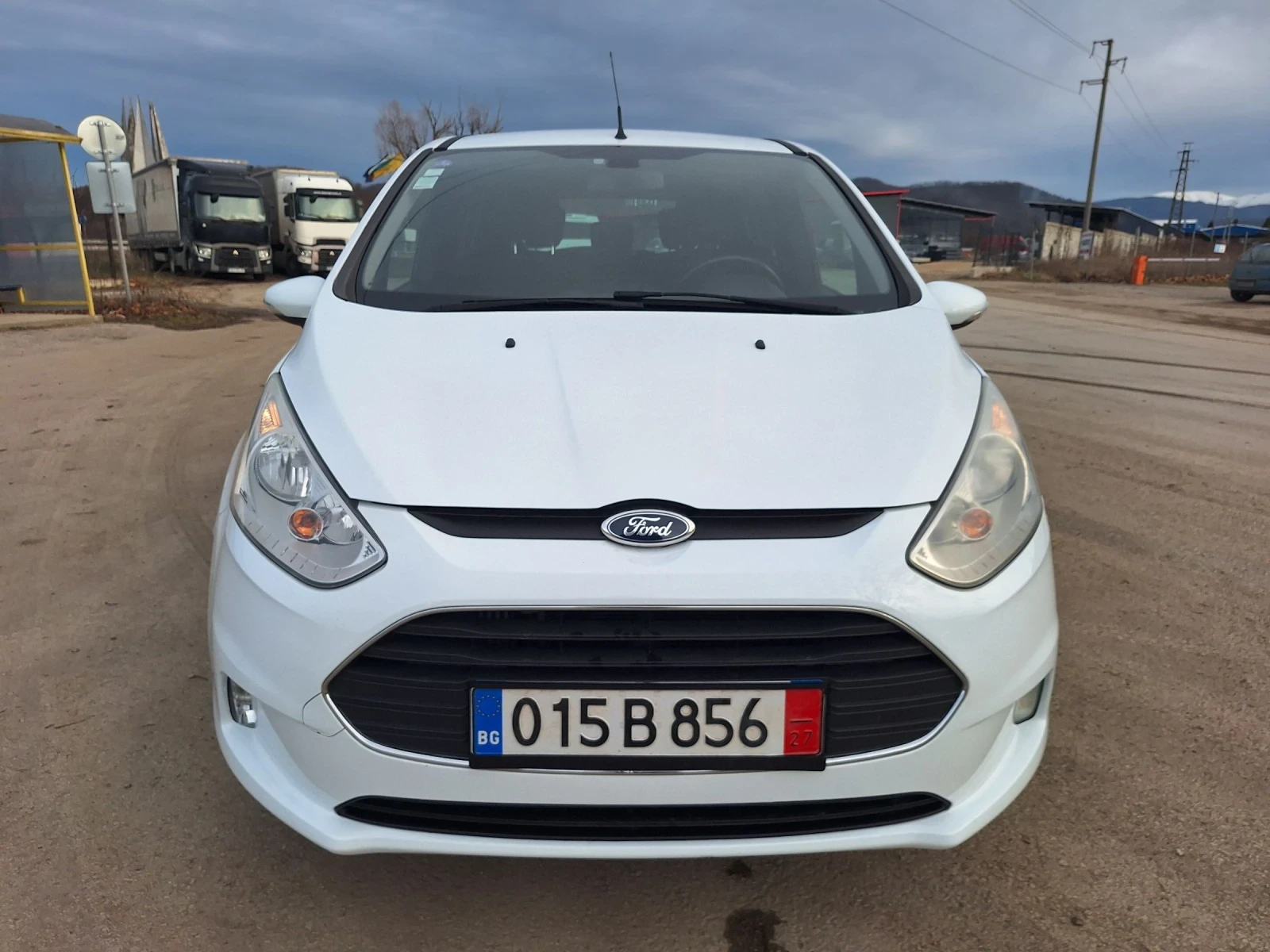 Ford B-Max 1.0 EURO6, снимка 8 - Автомобили и джипове - 54448799