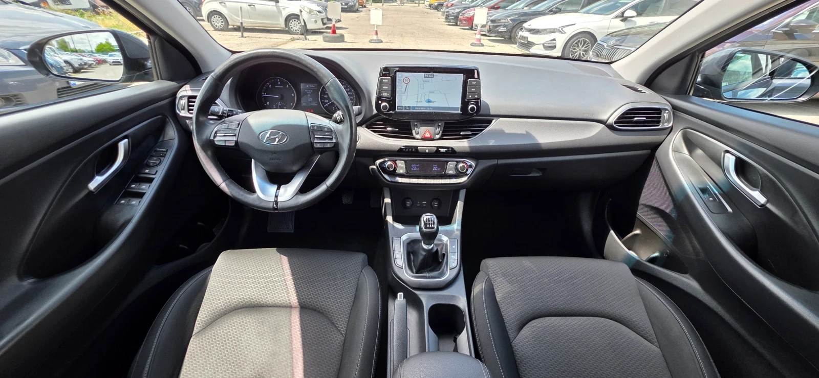 Hyundai I30 1.6 CRDI 16V 110k.c EURO 6D , снимка 12 - Автомобили и джипове - 54623354