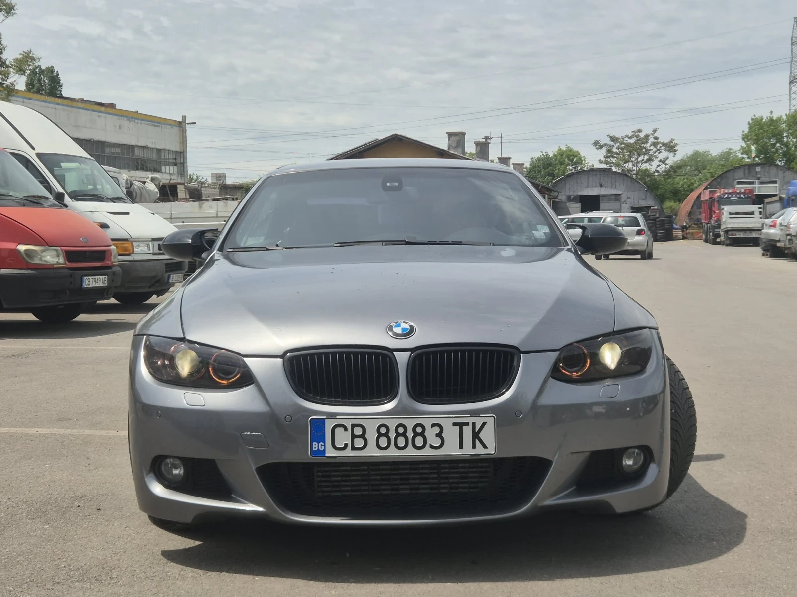 BMW 330, снимка 9 - Автомобили и джипове - 54645909