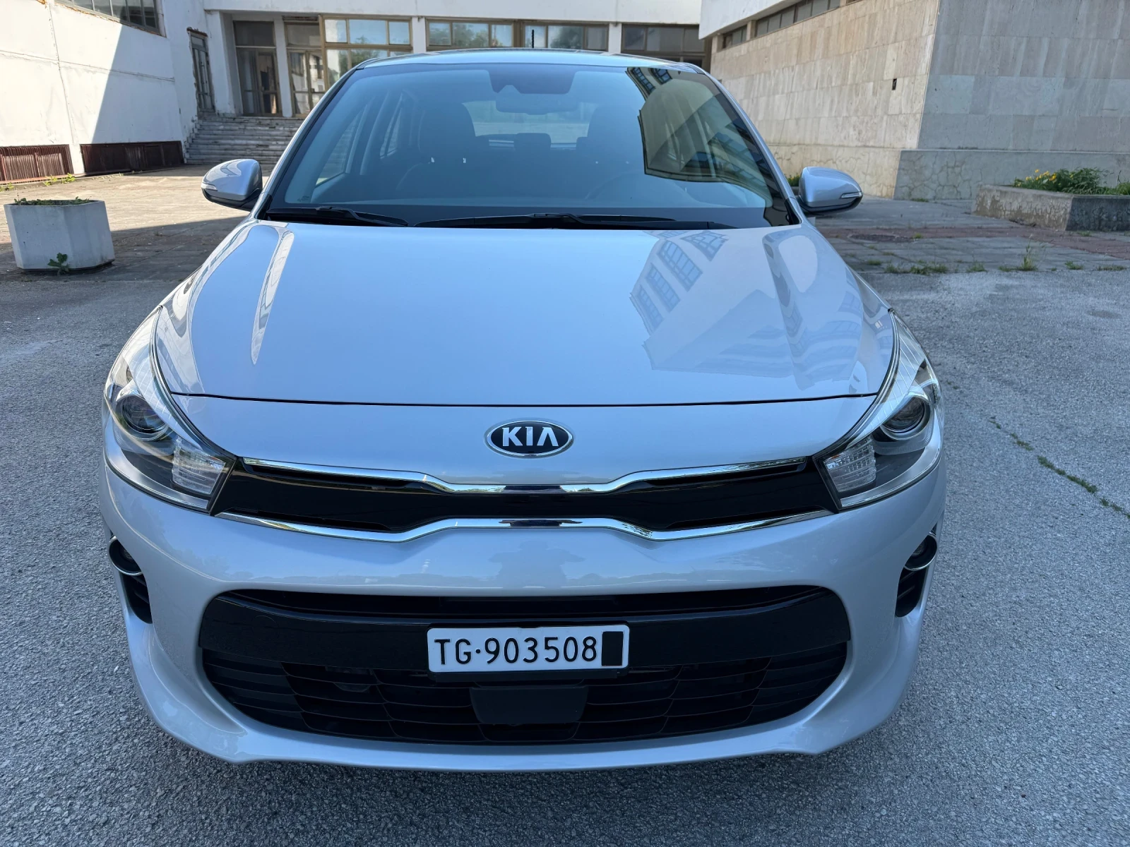 Kia Rio 1.4i AUTOMATIC