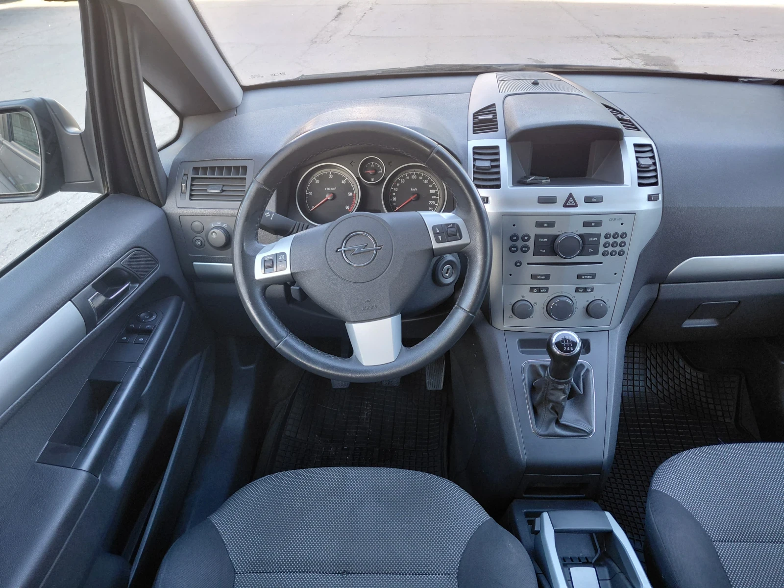 Opel Zafira 1.9 CDTi 6+ 1 | Mobile.bg � ����������� 13