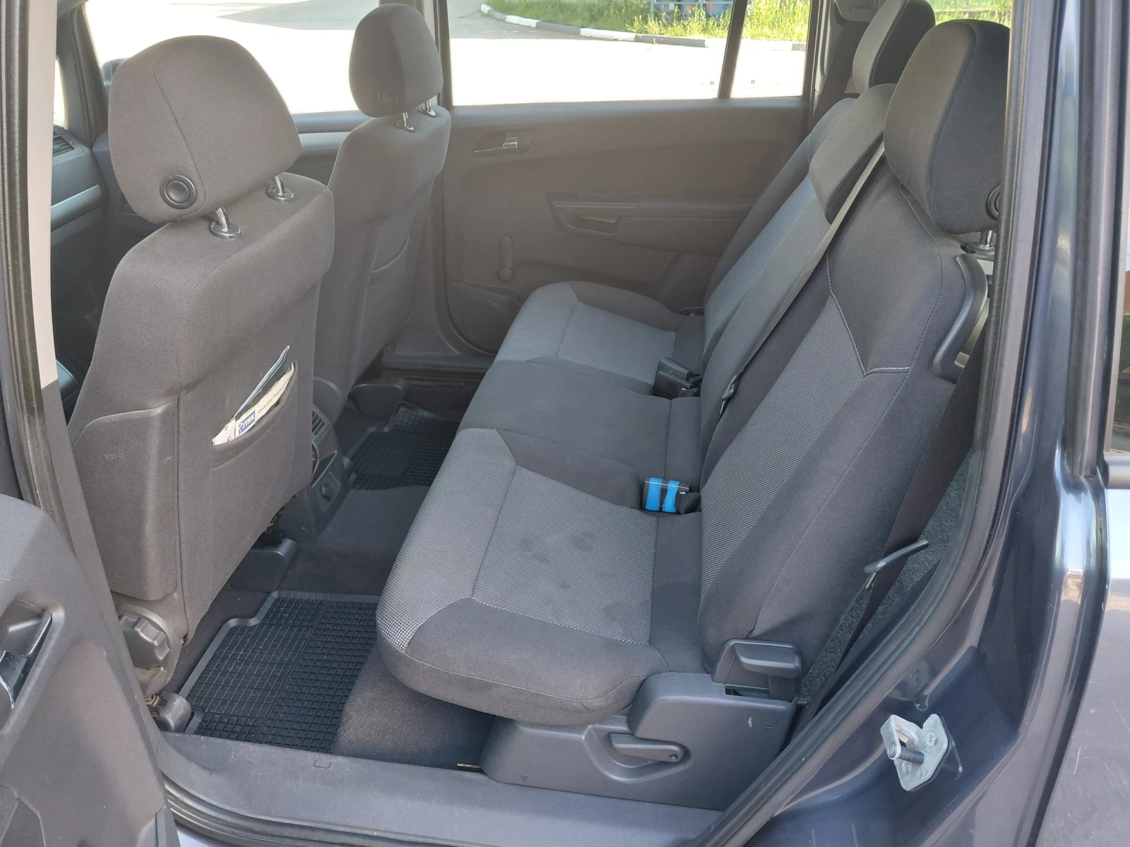 Opel Zafira 1.9 CDTi 6+ 1 | Mobile.bg � ����������� 11