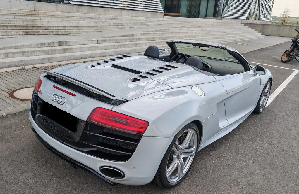 Audi R8 5.2 V10 Quattro Spyder, снимка 4 - Автомобили и джипове - 55005943