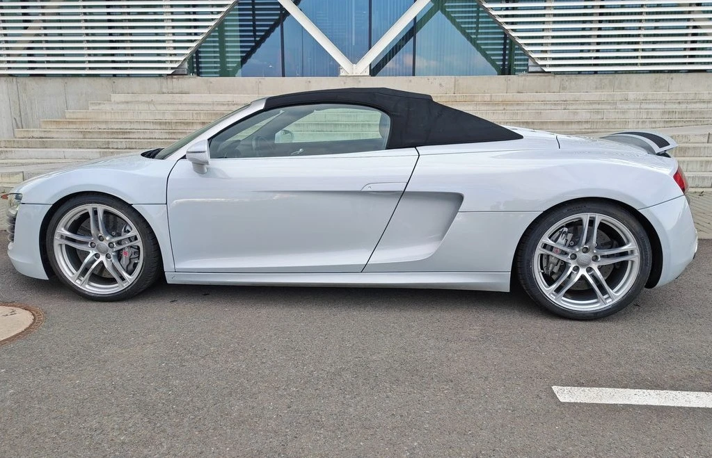 Audi R8 5.2 V10 Quattro Spyder, снимка 2 - Автомобили и джипове - 55005943