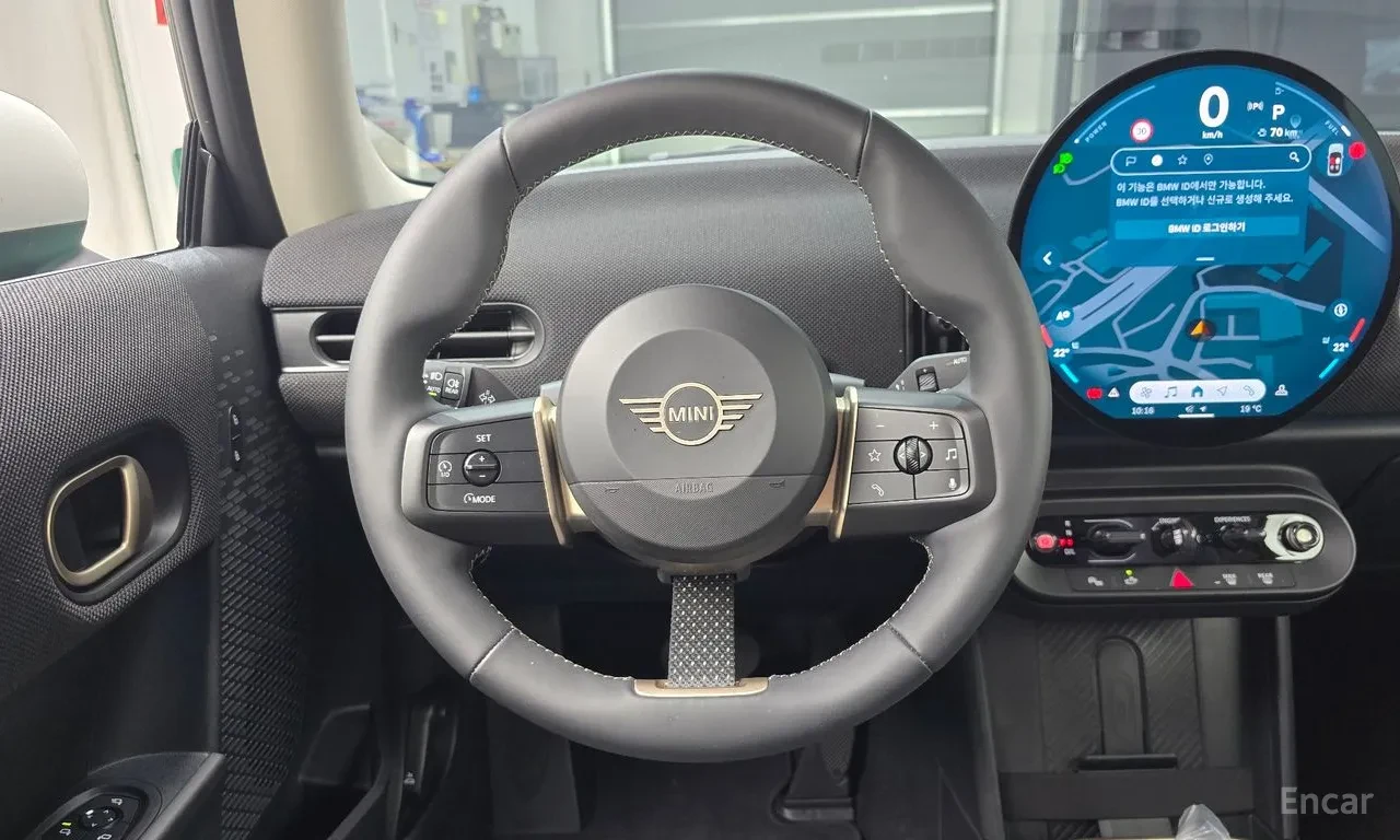 Mini Cooper C 4th Gen Classic | LED | Климатроник | , снимка 12 - Автомобили и джипове - 55032975
