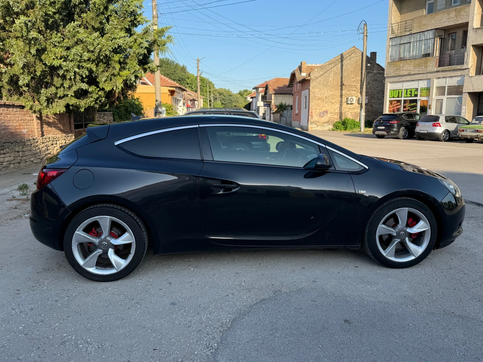 Opel Astra GTC , снимка 2 - Автомобили и джипове - 55424808