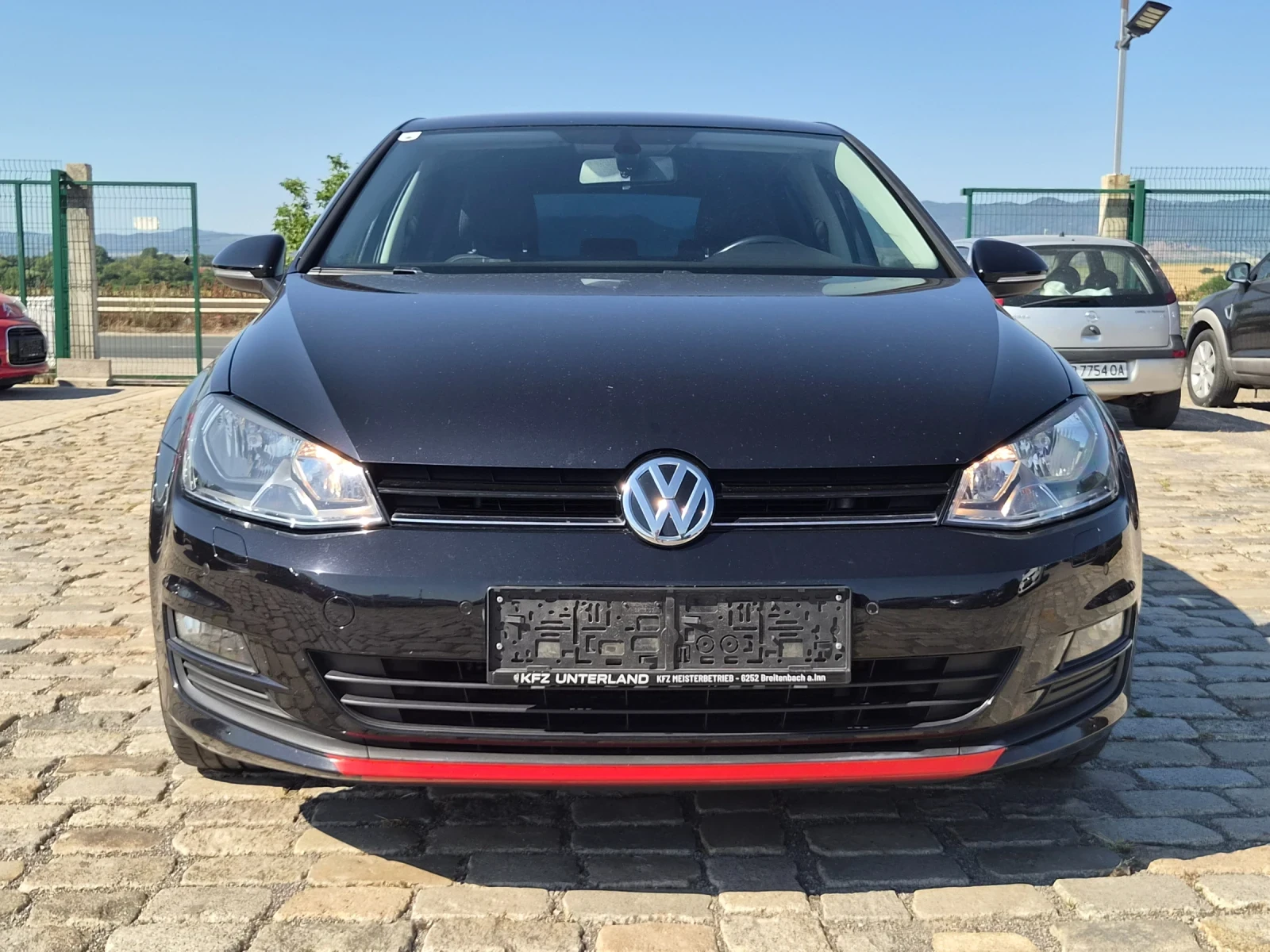 VW Golf 1.6TDI 90кс EU5 РЕАЛНИ КИЛОМЕТРИ , снимка 2 - Автомобили и джипове - 55636874