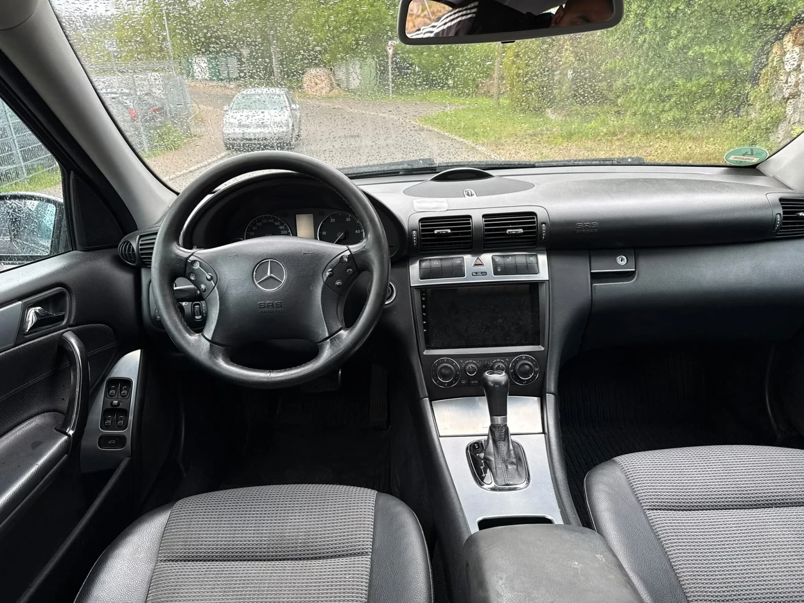 Mercedes-Benz C 220 AVANGARDE 2.2 150 к.с AUTOMATIC , снимка 11 - Автомобили и джипове - 55639522