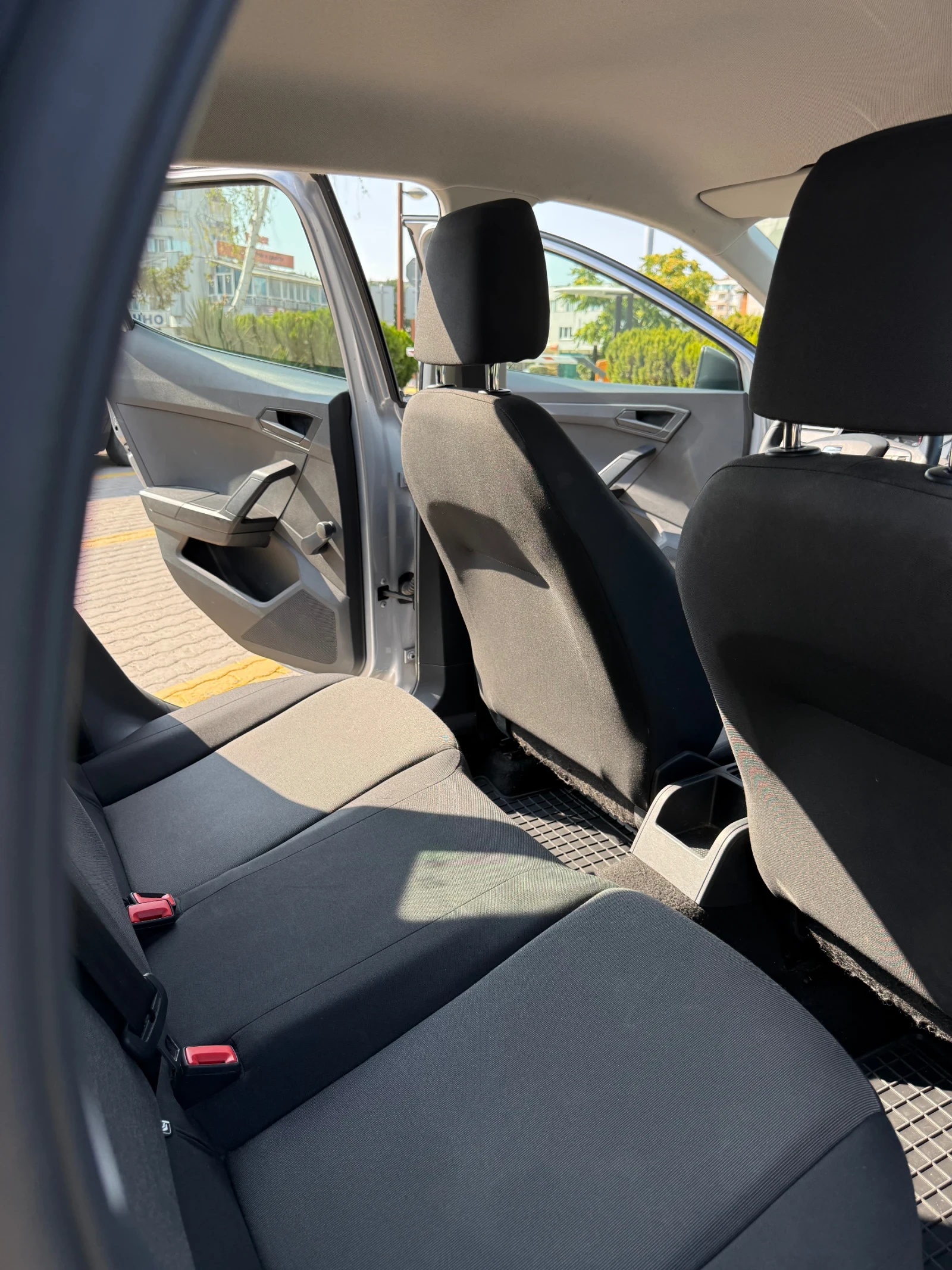 Seat Ibiza, снимка 10 - Автомобили и джипове - 55753331