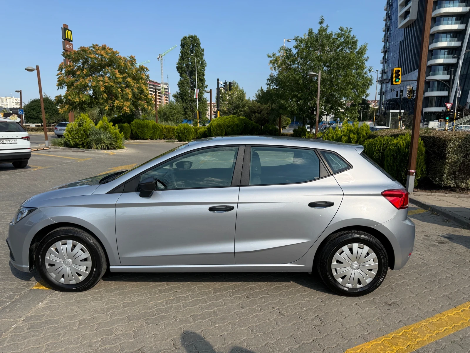 Seat Ibiza, снимка 2 - Автомобили и джипове - 55753331
