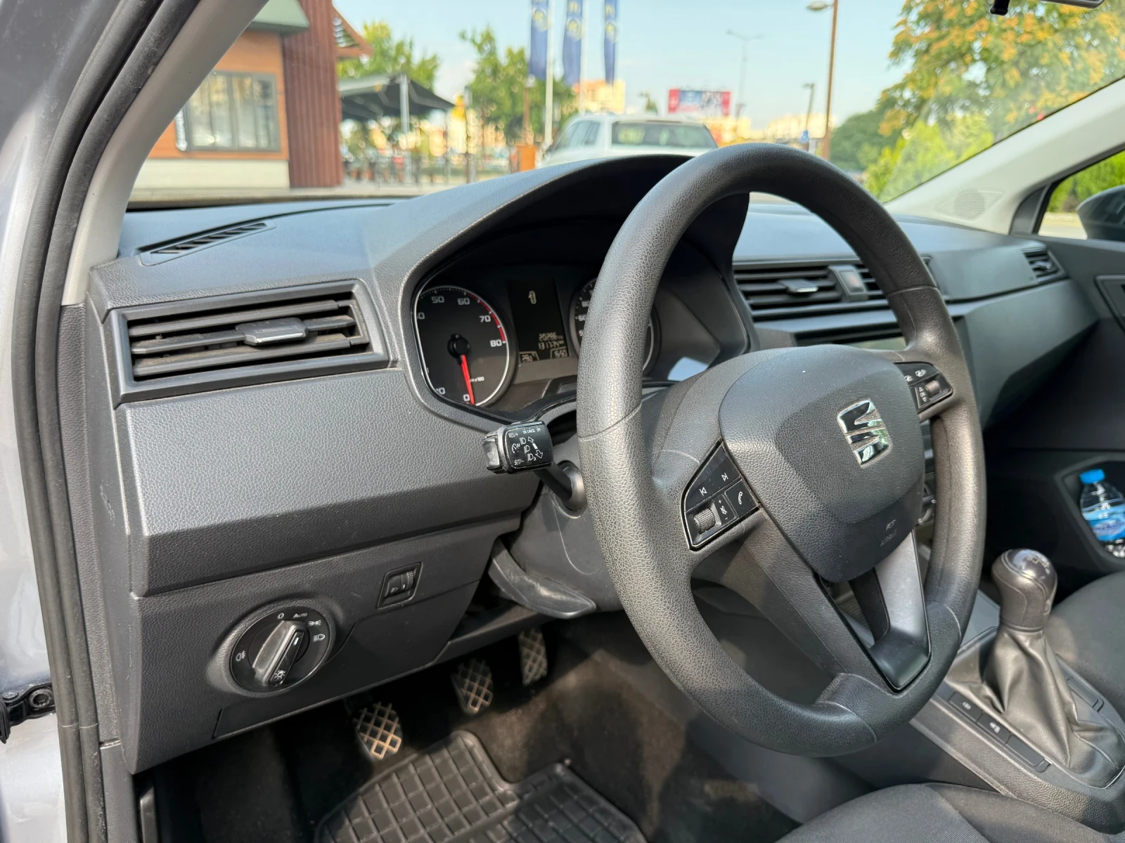Seat Ibiza, снимка 9 - Автомобили и джипове - 55753331