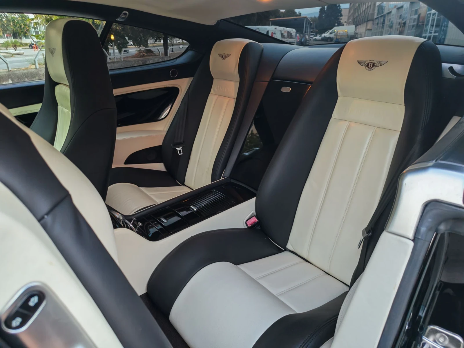 Bentley Continental gt Continental Gt , снимка 14 - Автомобили и джипове - 55768183