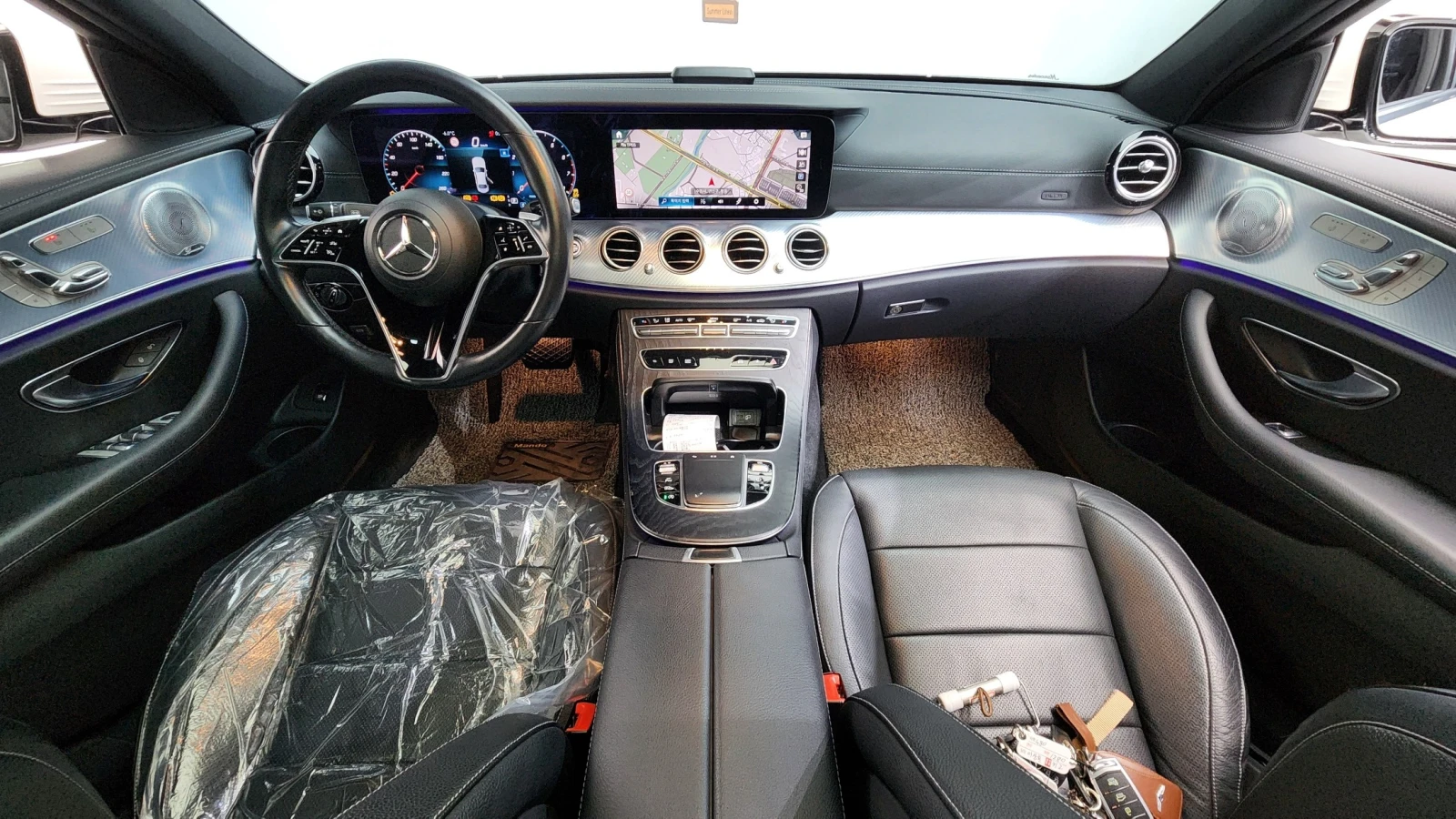 Mercedes-Benz E 350 4MATIC Avantgarde, снимка 7 - Автомобили и джипове - 55972932