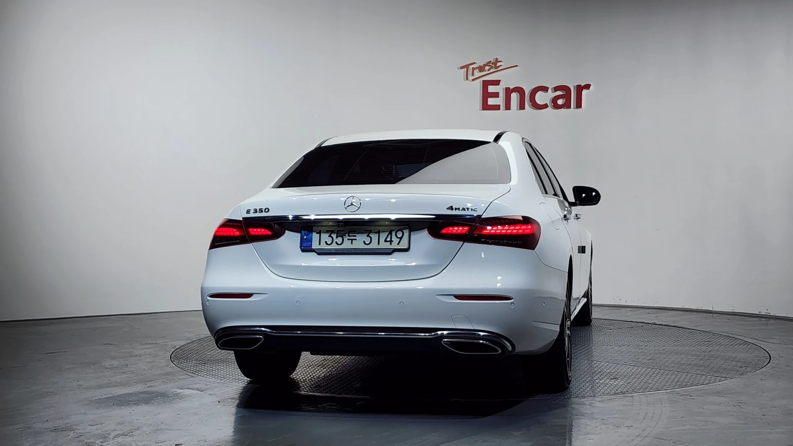 Mercedes-Benz E 350 4MATIC Avantgarde, снимка 4 - Автомобили и джипове - 55972932