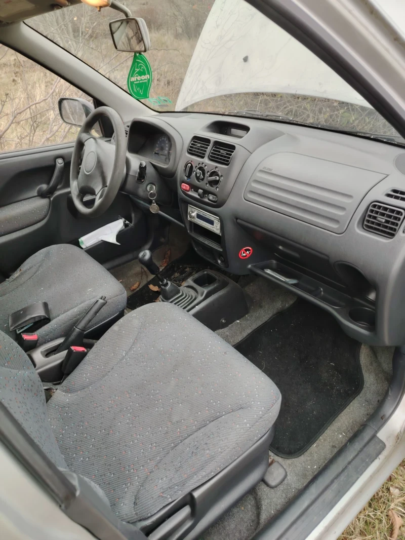 Suzuki Ignis 1.3 4х4, снимка 7 - Автомобили и джипове - 48178496