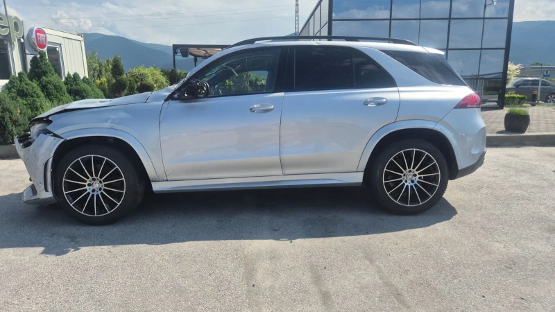 Mercedes-Benz GLE 400 D.AMG* Night* BURM* PANO* , снимка 3 - Автомобили и джипове - 50264011