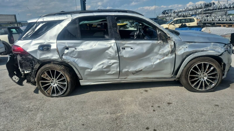Mercedes-Benz GLE 400 D.AMG* Night* BURM* PANO* , снимка 7 - Автомобили и джипове - 50264011