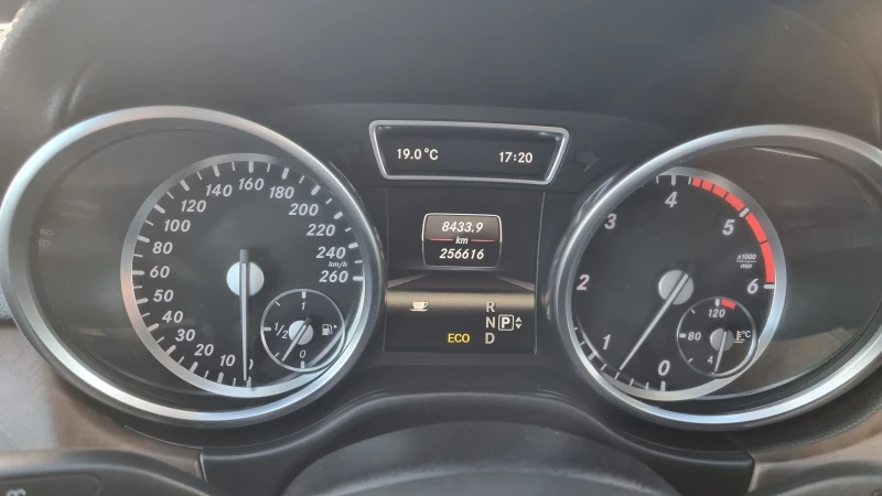 Mercedes-Benz GL 350 7 места 4-Matic , снимка 10 - Автомобили и джипове - 52174433