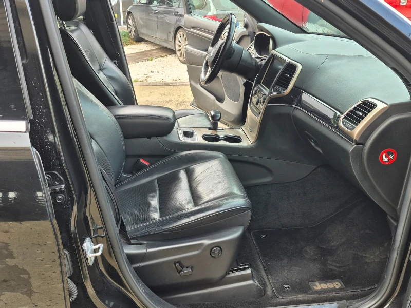 Jeep Grand cherokee 3.0d, снимка 11 - Автомобили и джипове - 52350595