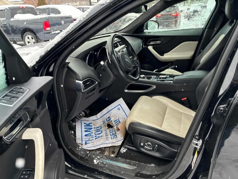 Jaguar F-PACE * R Sport * CARFAX * ЦЕНА ДО БГ, снимка 6 - Автомобили и джипове - 53236773