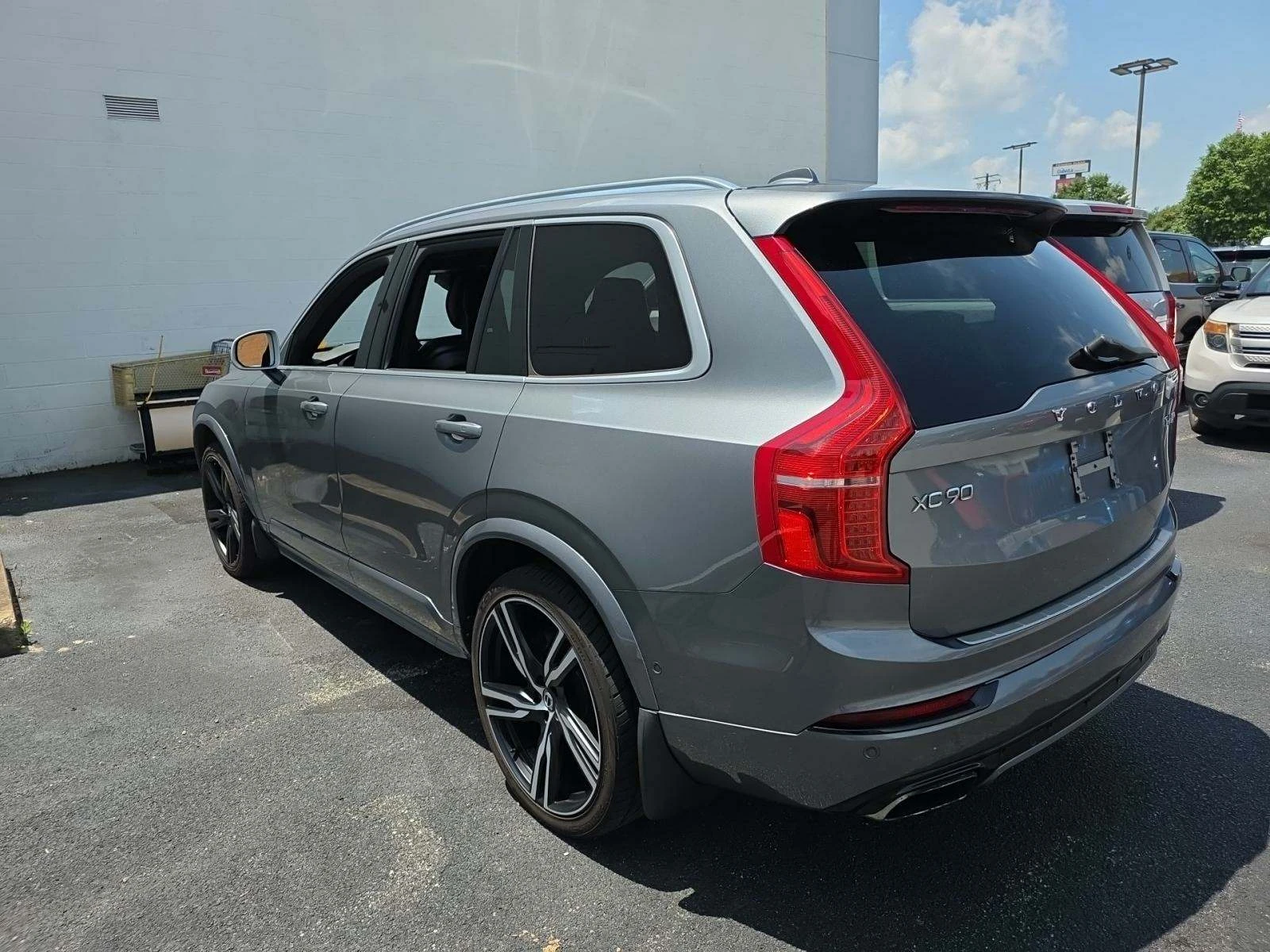 Volvo Xc90 R-DESIGN* RECARO* DIGITAL* DISTRO* PANO* 7МЕСТА* K - изображение 3