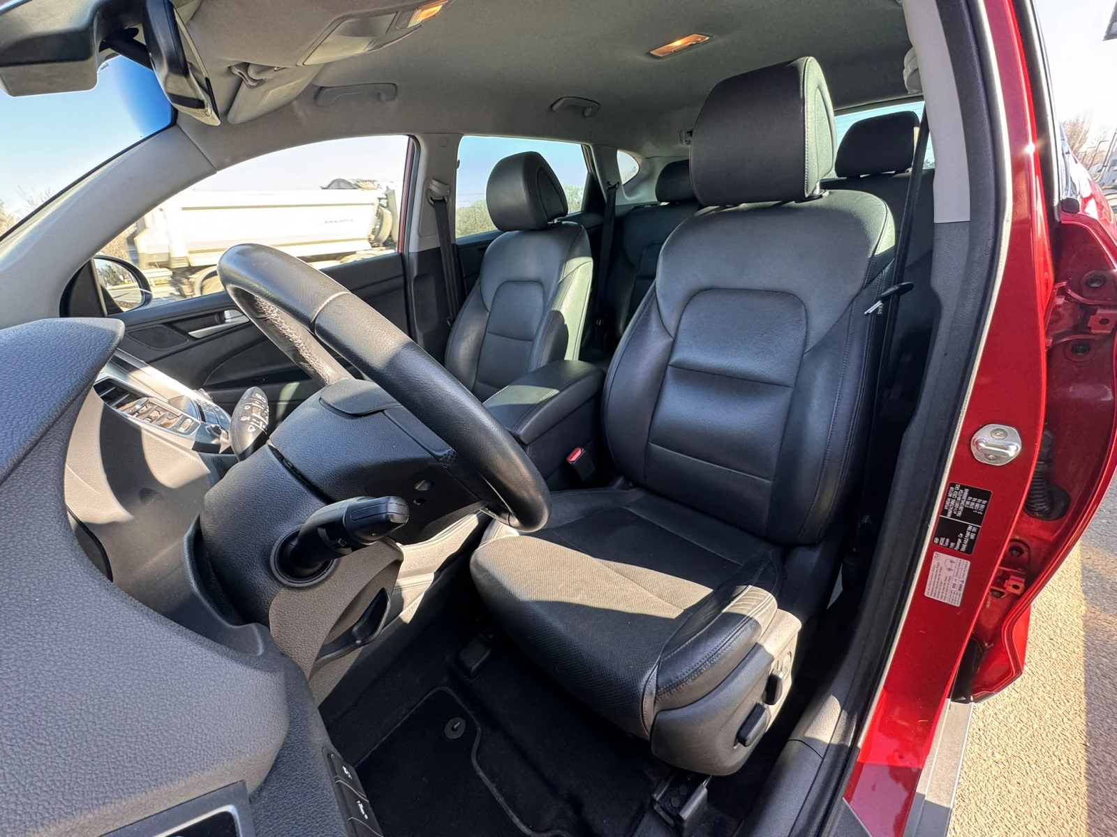 Hyundai Tucson Premier AWD - изображение 10