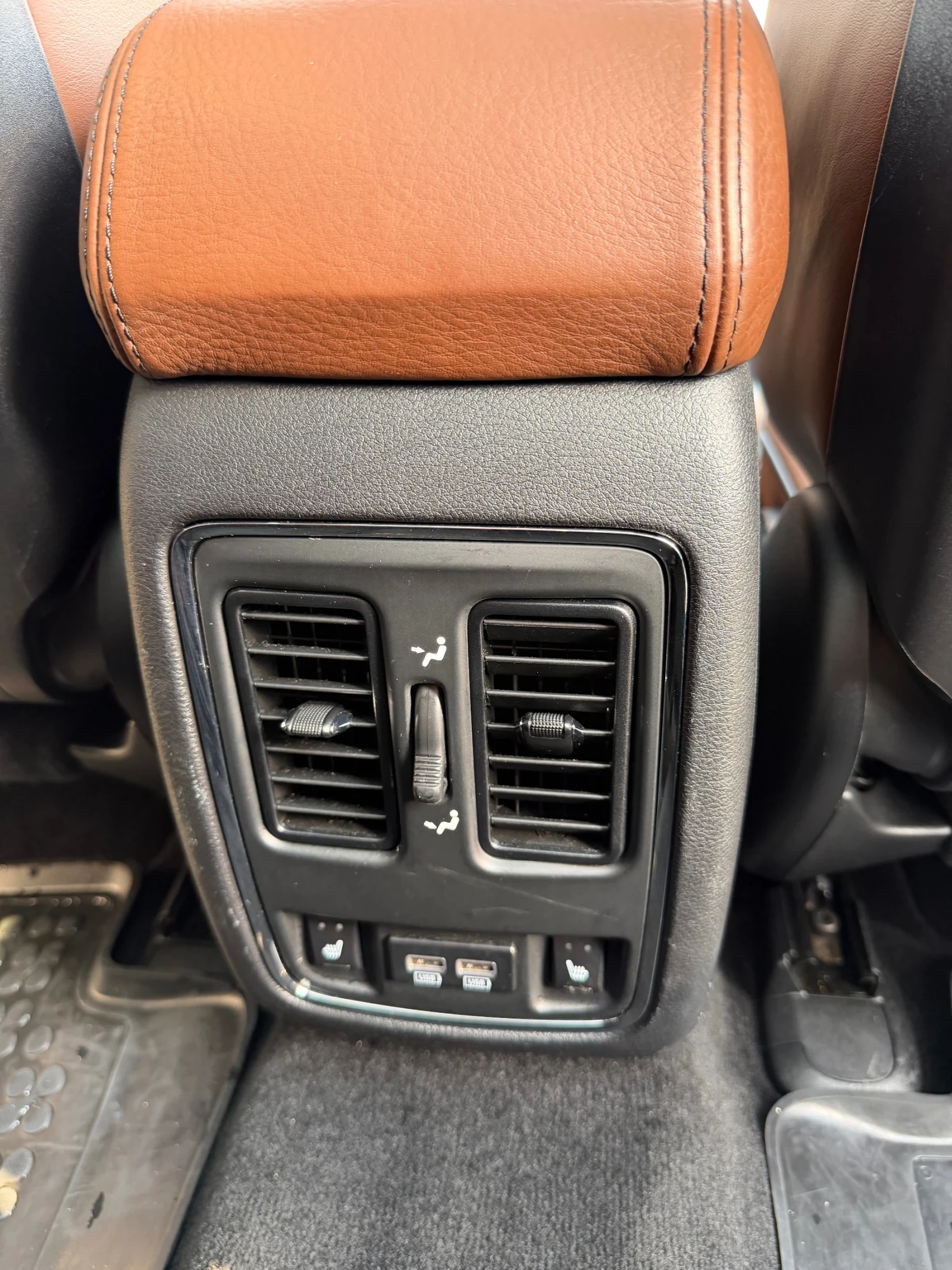 Jeep Grand cherokee, снимка 11 - Автомобили и джипове - 53747634