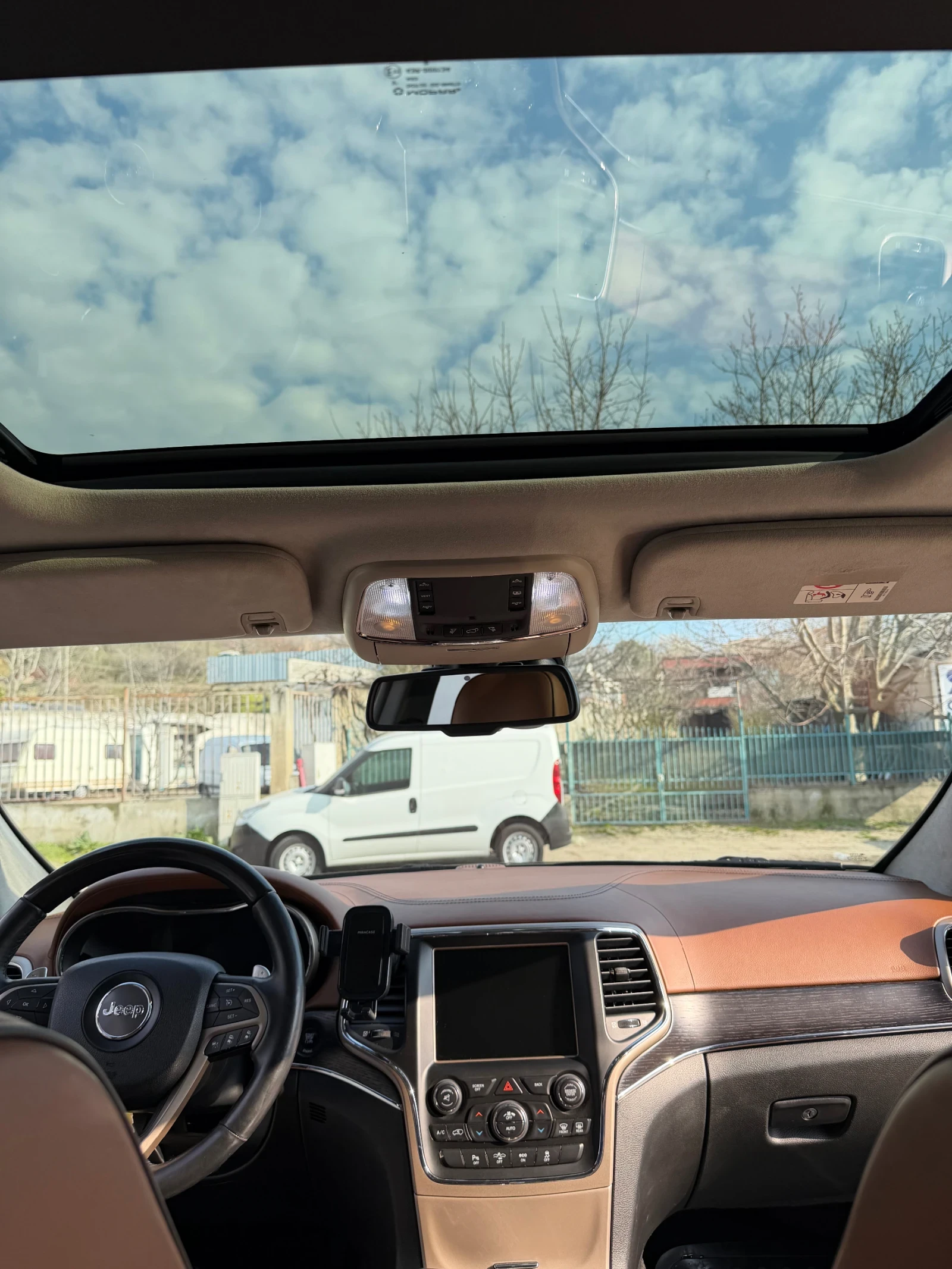 Jeep Grand cherokee, снимка 12 - Автомобили и джипове - 53747634