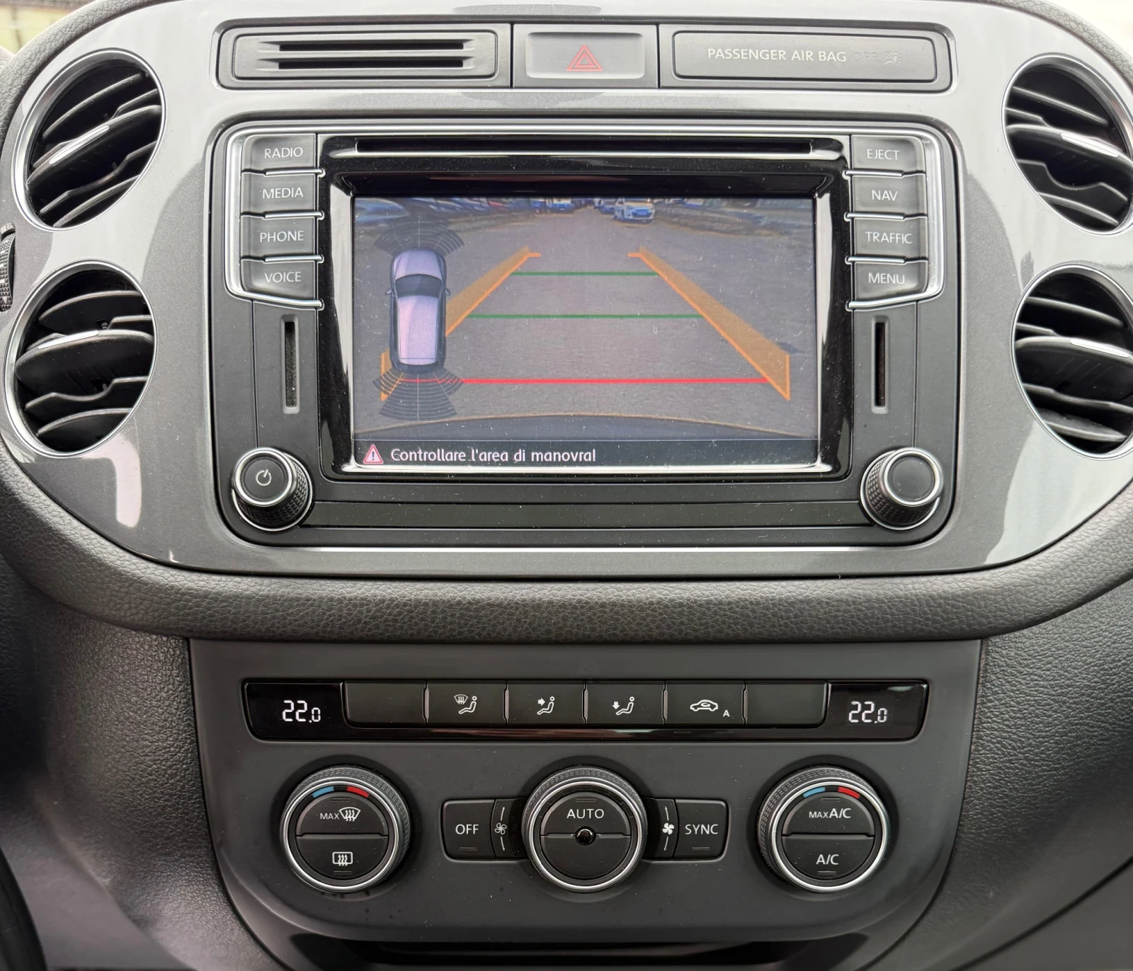 VW Tiguan 2.0-TDI-4-MOTION-AUTOMAT-143.000km-NEW-PANORAMA, снимка 11 - Автомобили и джипове - 53983141