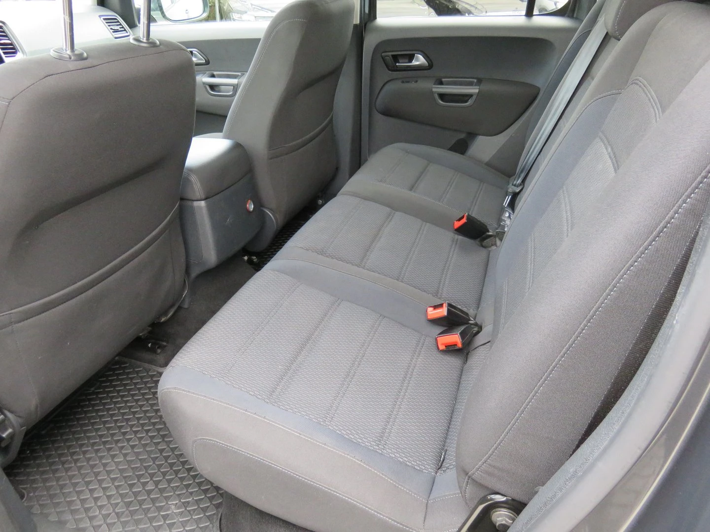 VW Amarok, снимка 16 - Автомобили и джипове - 55464339