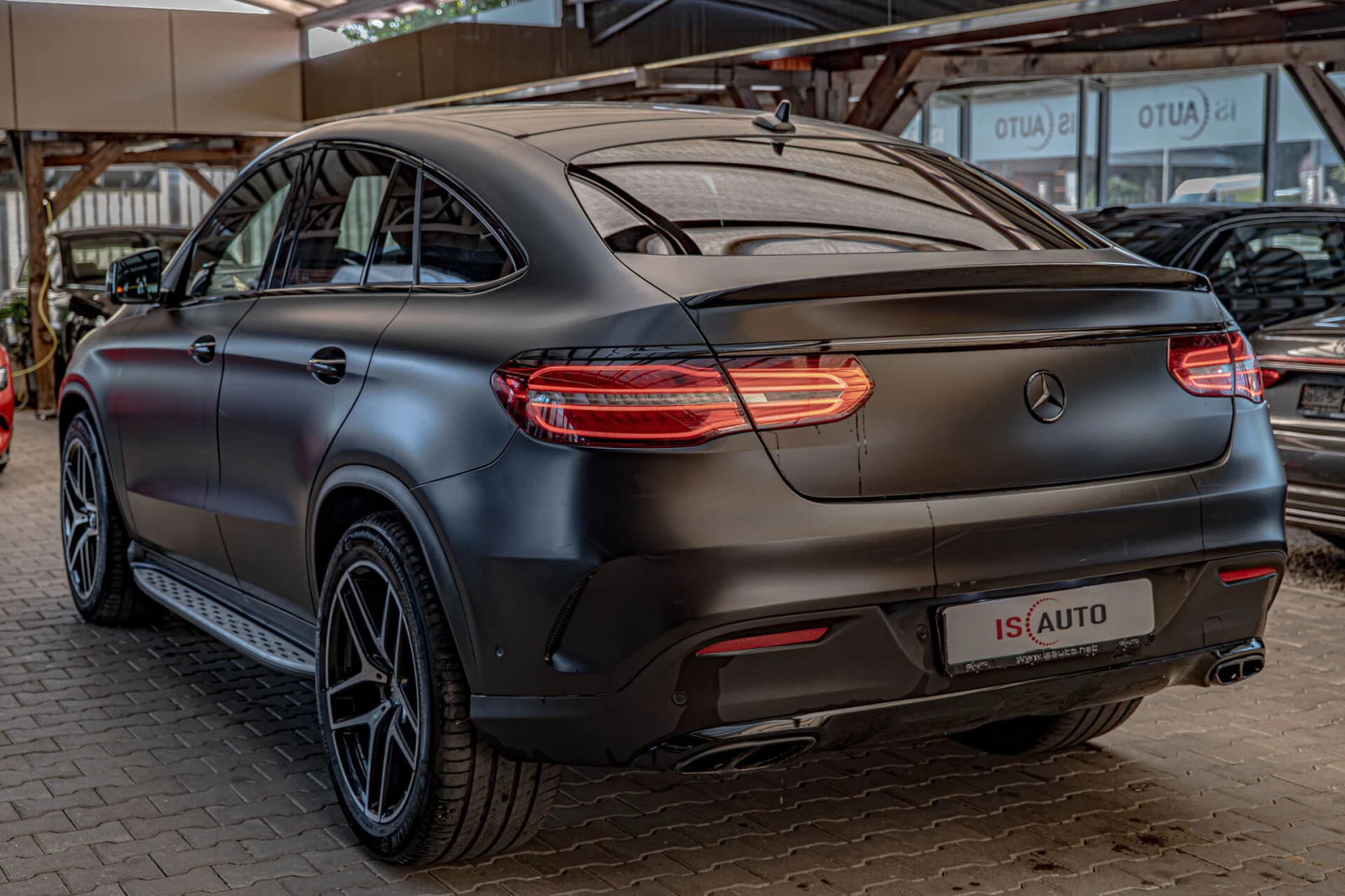 Mercedes-Benz GLE 43 AMG 4Matic/Soft Close/Harman Kardon/Kamera 360/Ambient, снимка 5 - Автомобили и джипове - 55568744