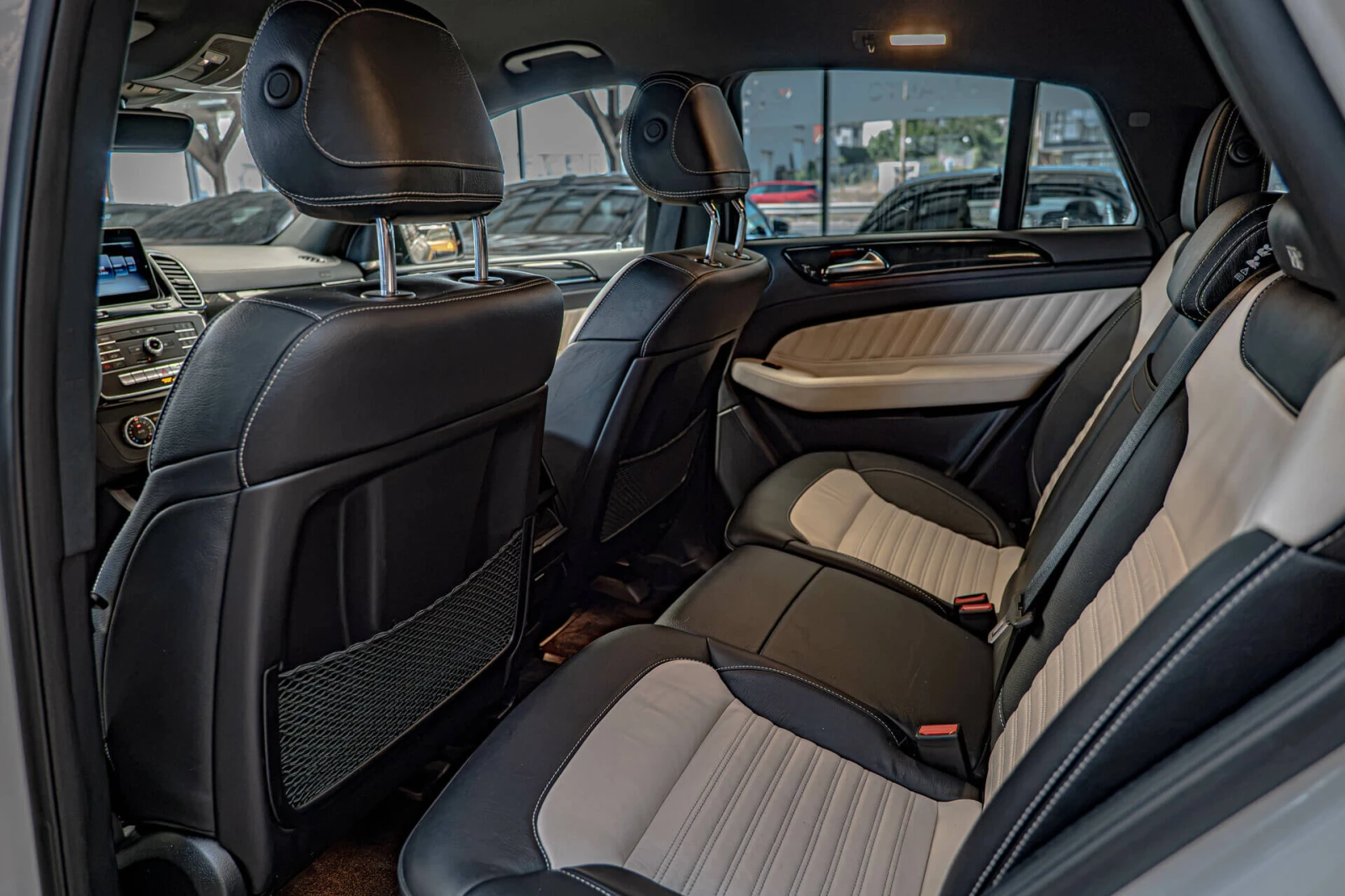 Mercedes-Benz GLE 43 AMG 4Matic/Soft Close/Harman Kardon/Kamera 360/Ambient, снимка 9 - Автомобили и джипове - 55568744