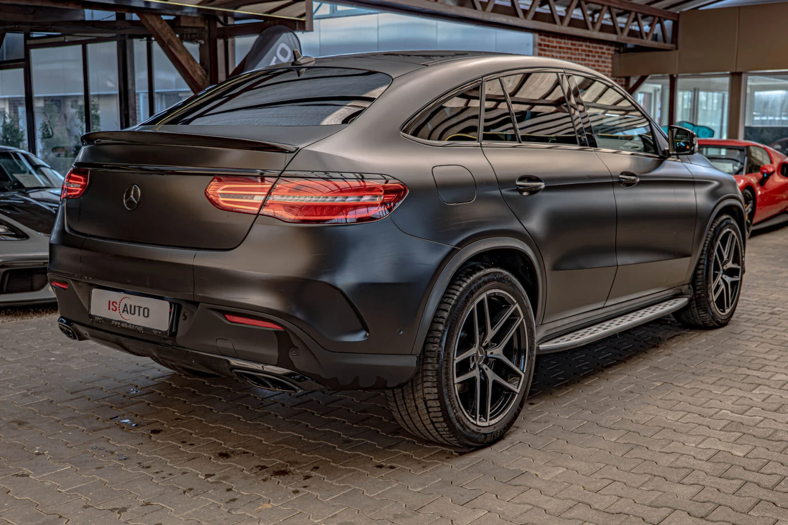 Mercedes-Benz GLE 43 AMG 4Matic/Soft Close/Harman Kardon/Kamera 360/Ambient, снимка 6 - Автомобили и джипове - 55568744