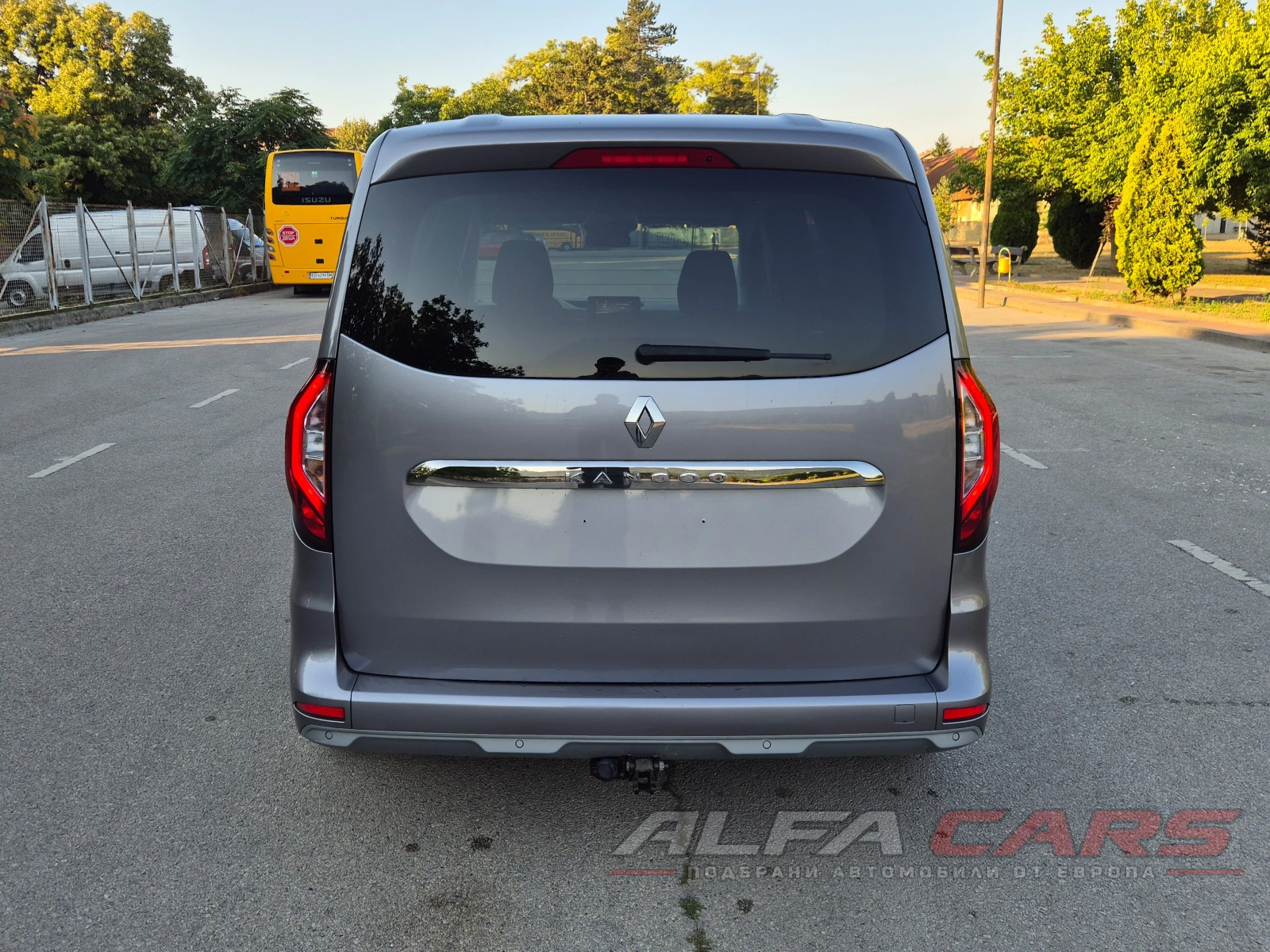 Renault Kangoo 1.3 Tce, Techno, снимка 6 - Автомобили и джипове - 55708419