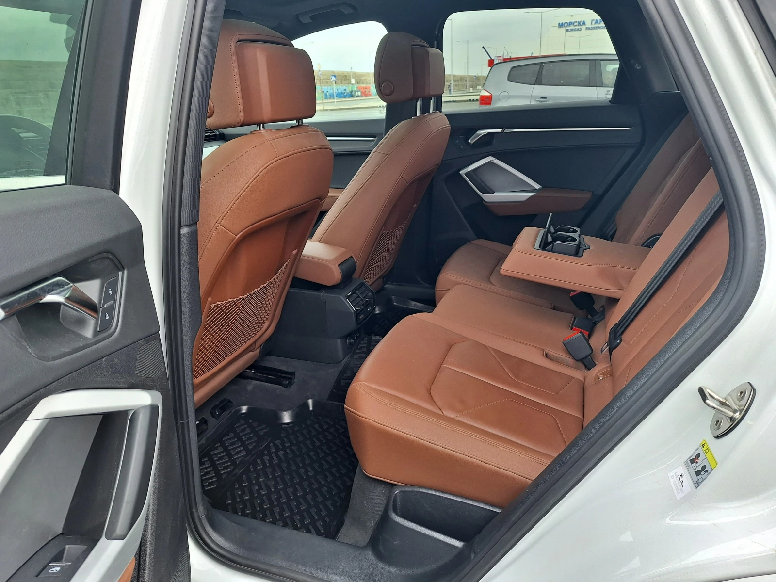 Audi Q3 45 TFSI Premium S Line Quattro, снимка 9 - Автомобили и джипове - 56739231