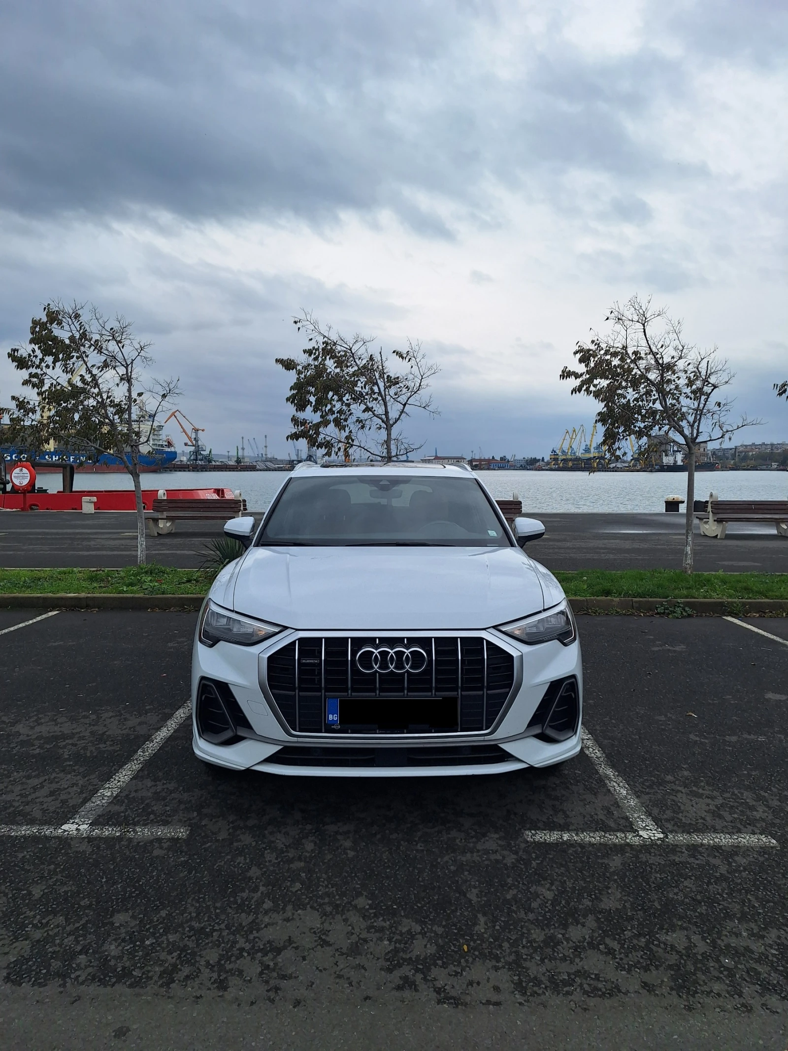 Audi Q3 45 TFSI Premium S Line Quattro, снимка 3 - Автомобили и джипове - 56739231