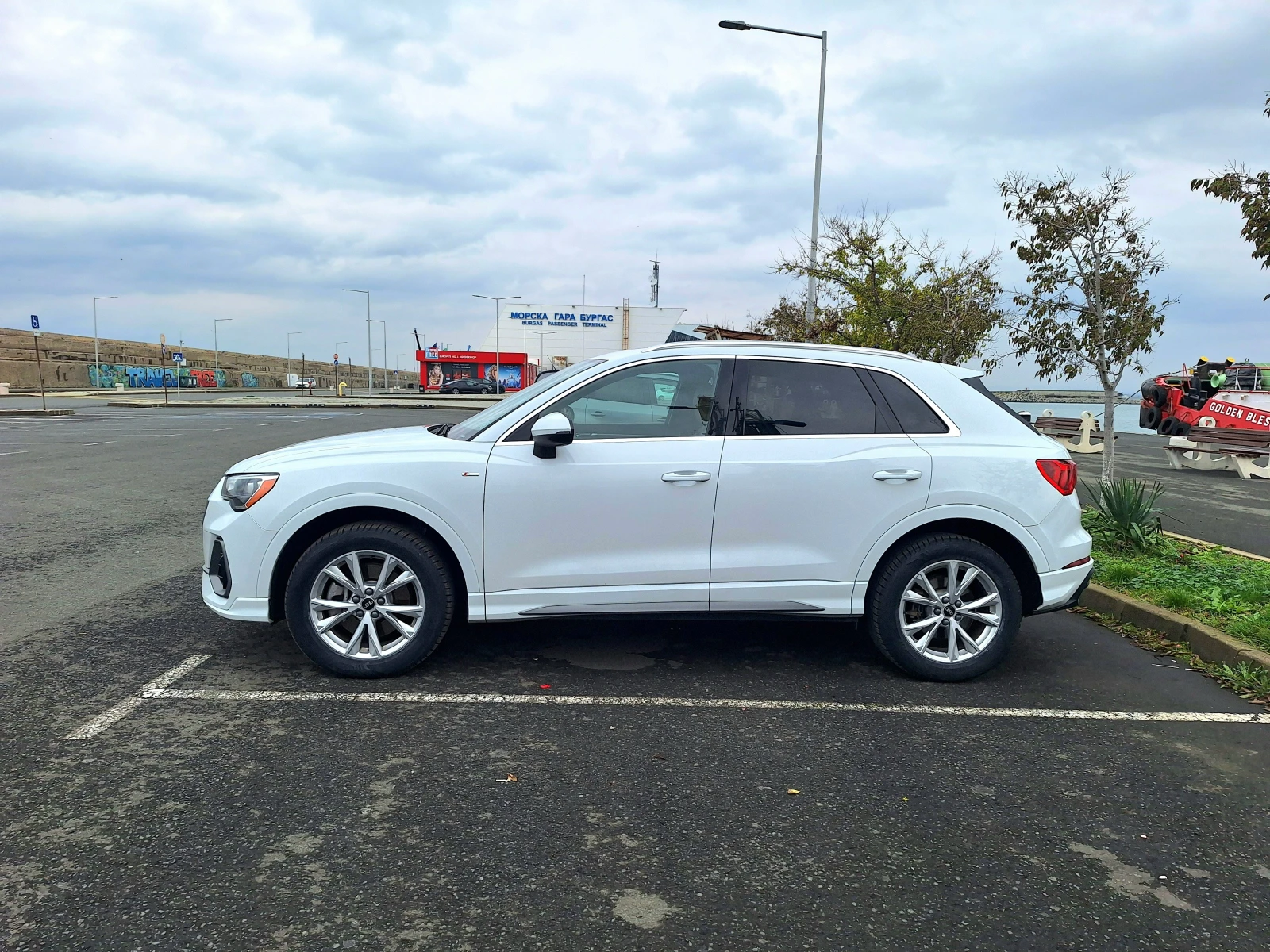 Audi Q3 45 TFSI Premium S Line Quattro, снимка 5 - Автомобили и джипове - 56739231