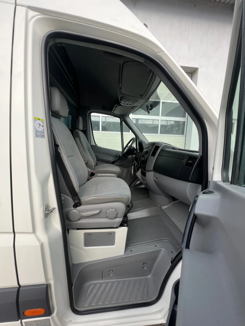 VW Crafter 106 000км! Климa Оригинален вид, снимка 11 - Бусове и автобуси - 48680526