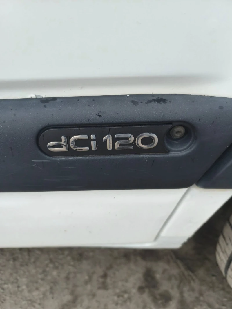 Renault Master 2.5 6ск., снимка 8 - Бусове и автобуси - 52557463