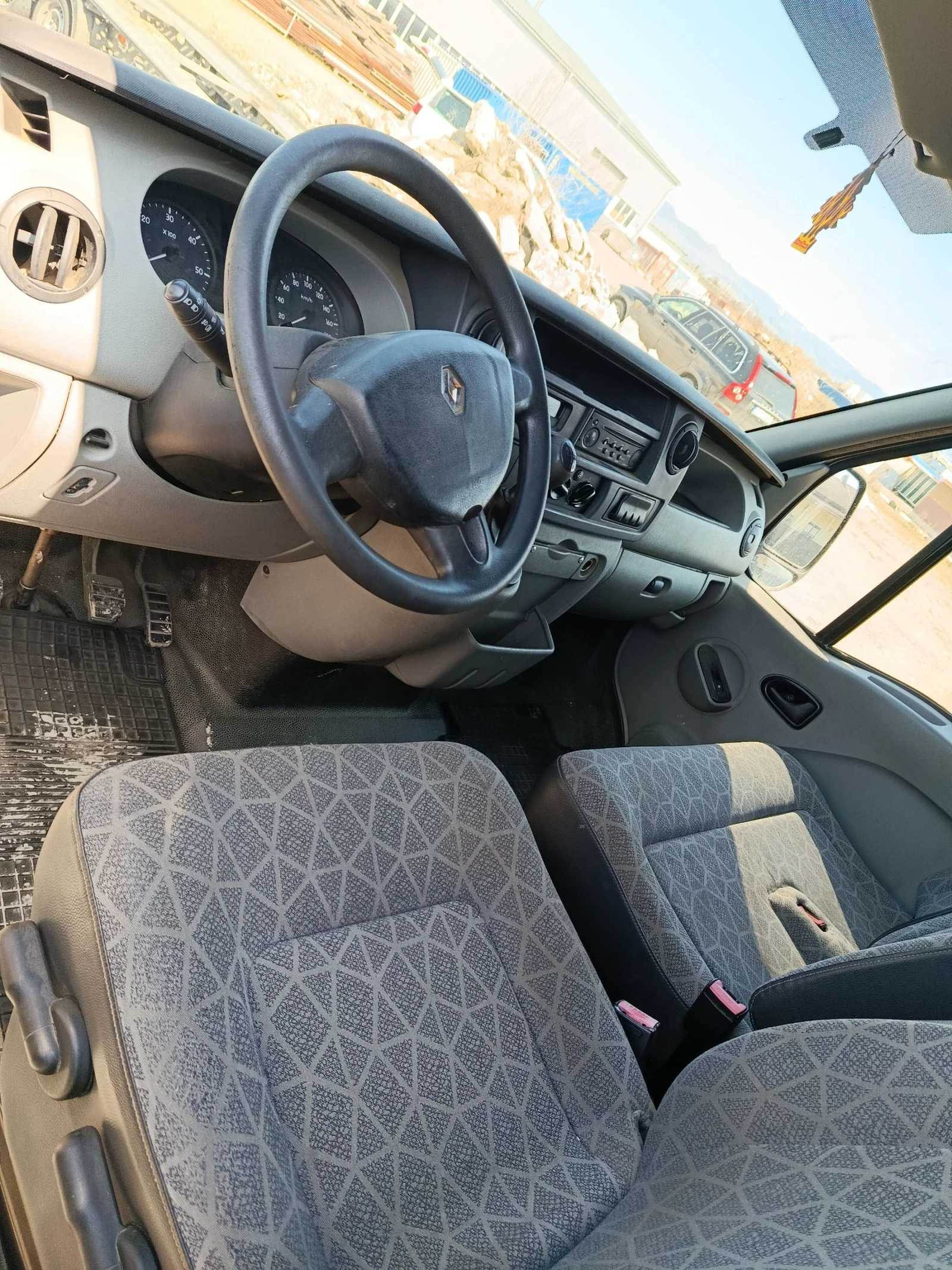 Renault Master 2.5 D 150�.�. ����� | Mobile.bg � ����������� 8