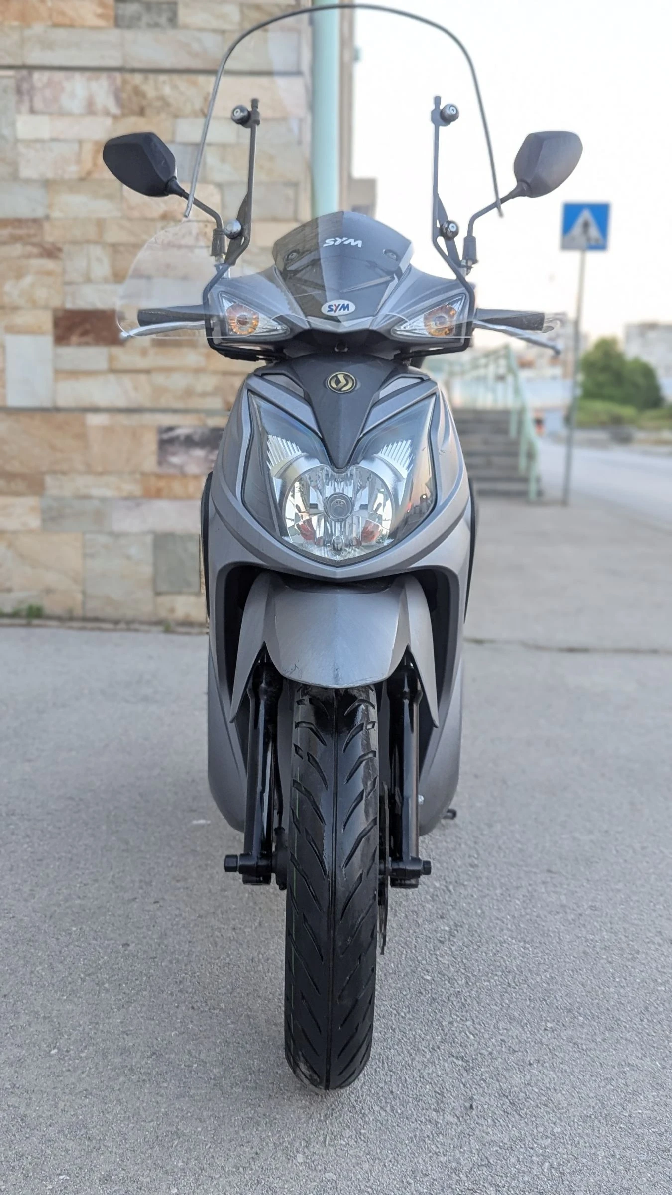 Sym Symphony SR 49cc 4T 2015г. 12 000км , снимка 2 - Мотоциклети и мототехника - 55341768