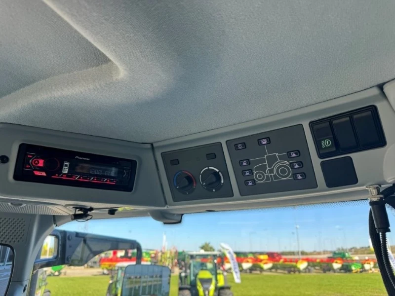 Трактор Claas  Axion 810 CMATIC Cebis&#10071;2024, снимка 12 - Селскостопанска техника - 51933992