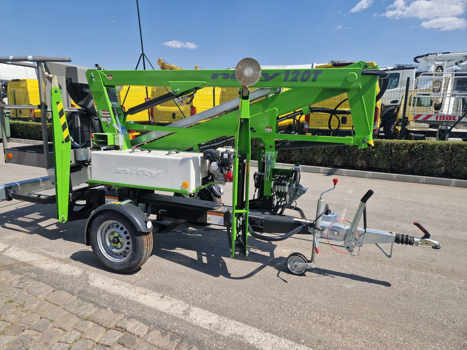 Автовишка Друга марка NiftyLift Nifty 120 T, снимка 1