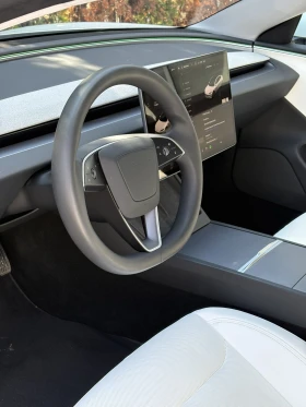 Tesla Model 3 Standard Range Plus/Бял салон, снимка 10