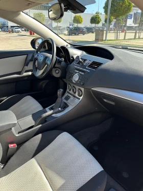 Mazda 3, снимка 7